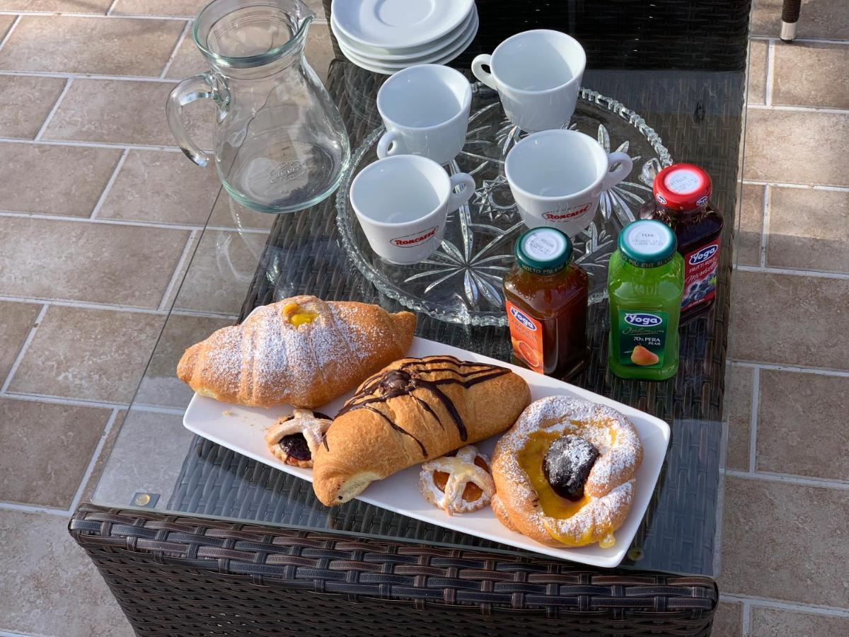 Rooms & Breakfast La Filigrana Fabriano Exterior photo